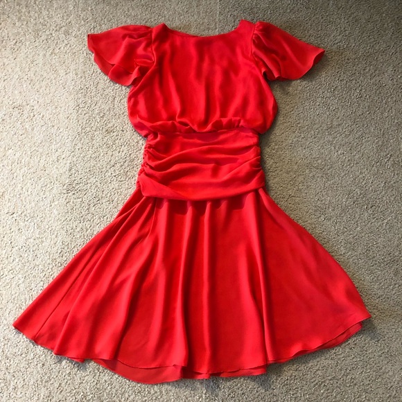 Vintage Red Flared Dress Sz M Chiffon Gathered Design Chic - Picture 3 of 14